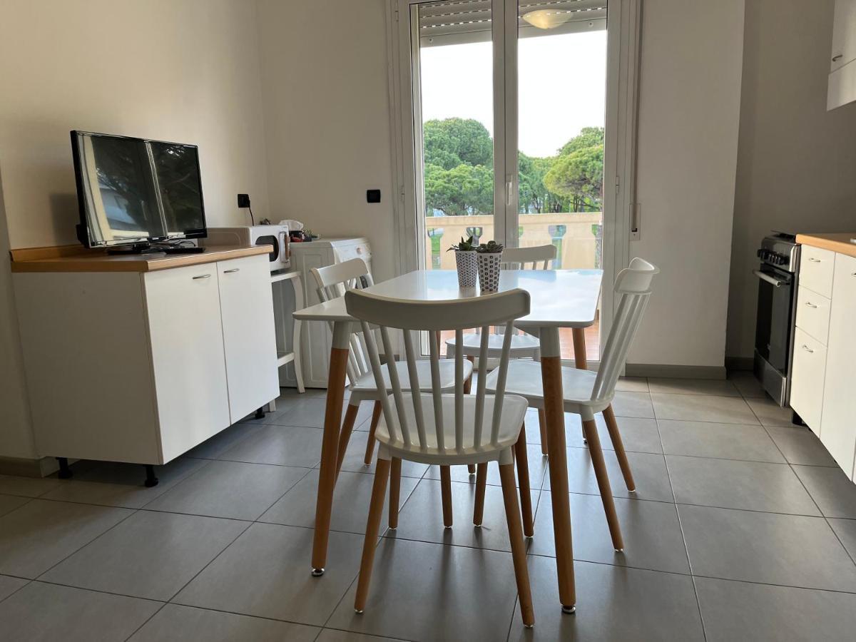 Appartamenti Al Cigno Lignano Sabbiadoro Extérieur photo